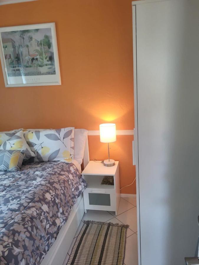 ~ Cozy In-Law Apartment Close To Siesta Key ~ Sarasota Exteriör bild